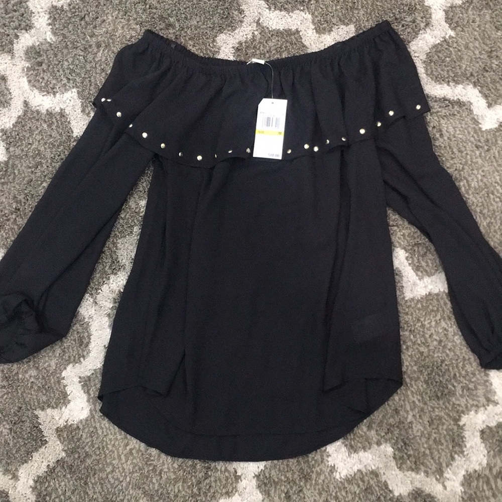 Micheal Kors off shoulder top